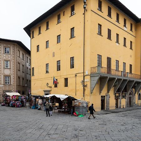 Eclectic Apartment In Santa Croce Florencia Exterior foto