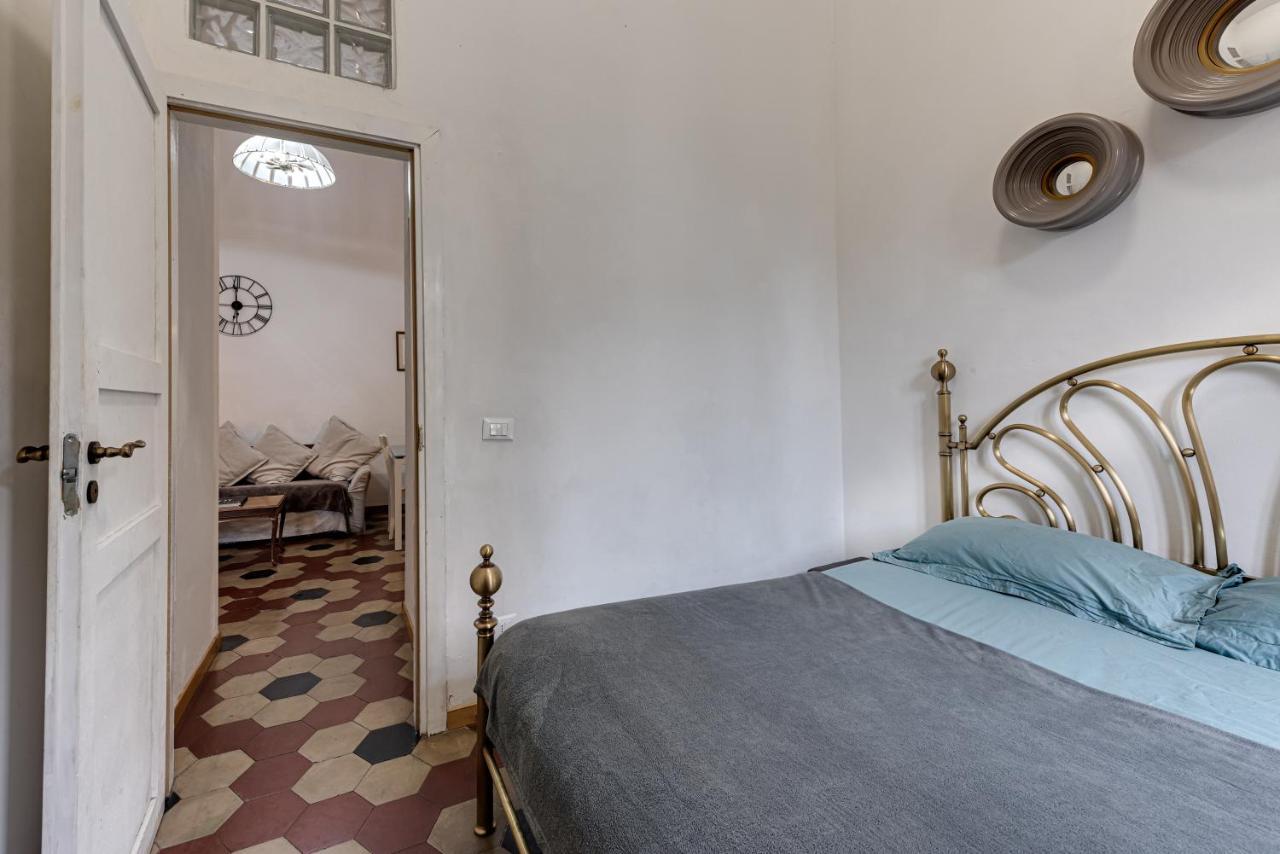 Eclectic Apartment In Santa Croce Florencia Exterior foto