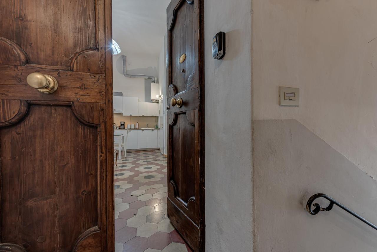 Eclectic Apartment In Santa Croce Florencia Exterior foto