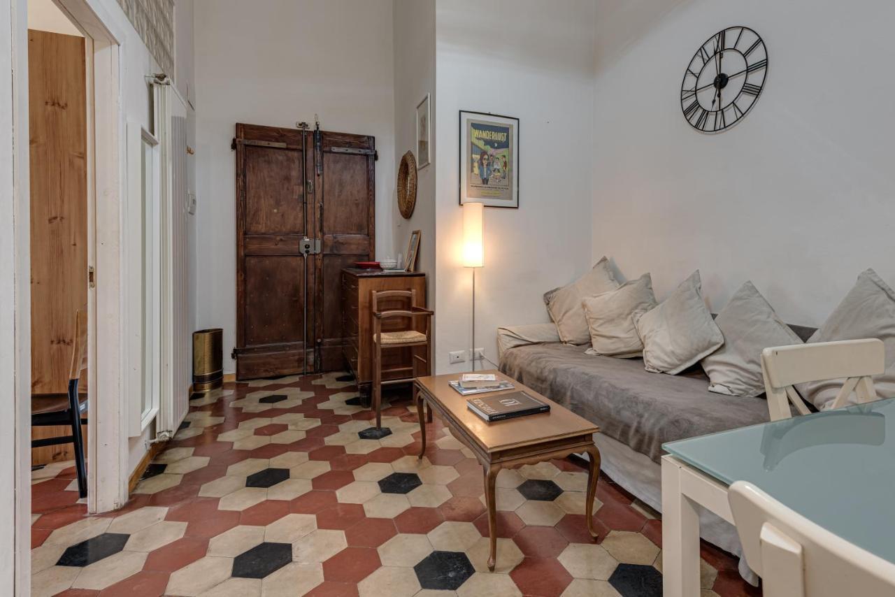 Eclectic Apartment In Santa Croce Florencia Exterior foto